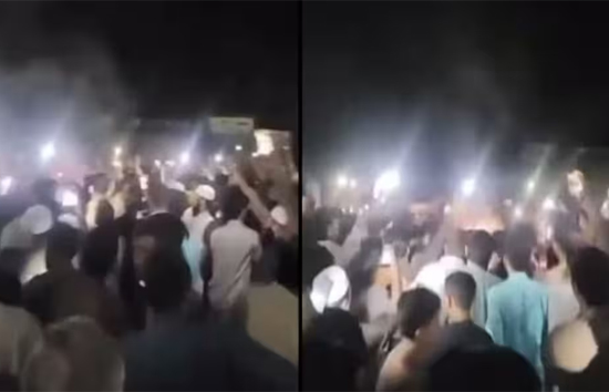 कुरान का पेज जलाने पर थाने से आरोपी को निकालकर मारी गोली, फिर लटकाया