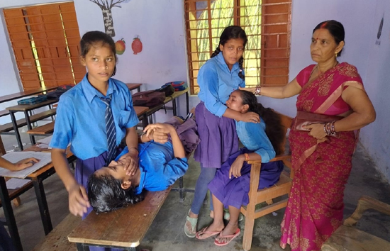 बिहार में भीषण गर्मी के चलते शेखपुरा और बेगूसराय में 48 से ज्यादा छात्राएं हुई बेहोश