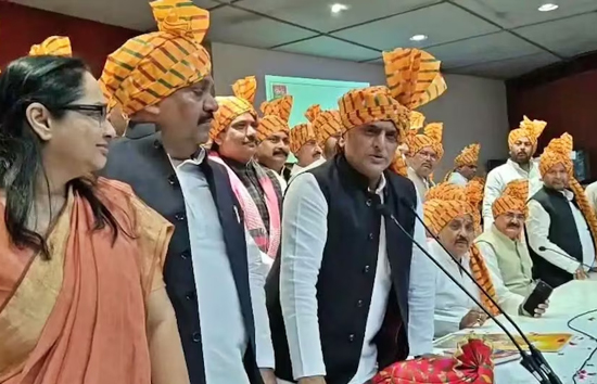 क्षत्रिय वोट बैंक पर अखिलेश की नजर, कहा-स्थापित कराएंगे महाराणा प्रताप की भव्य प्रतिमा, सोने की होगी लटकती हुई तलवार 