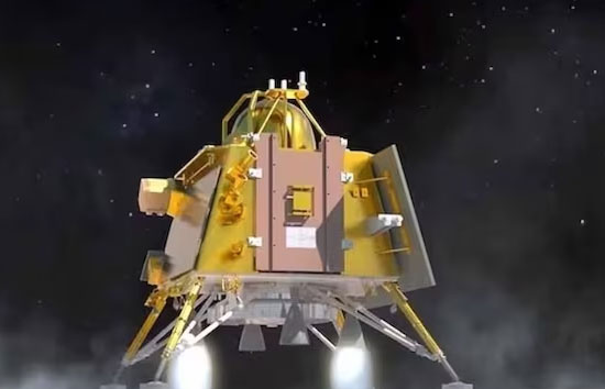 इतिहास रचने से चंद कदम दूर भारत, आज चांद पर लहराएगा तिरंगा, चंद्रयान-3 की सफलता के लिए देशभर में पूजा पाठ जारी 