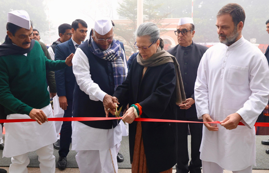 सोनिया गांधी ने कांग्रेस पार्टी के नए मुख्यालय ‘इंदिरा भवन’ का किया उद्घाटन, 9A कोटला रोड होगा नया पता 