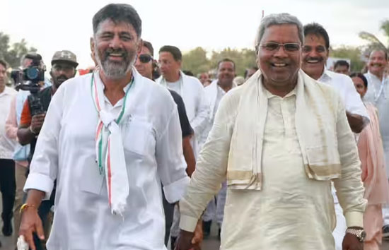 कर्नाटक में आज से नई सरकार, सिद्धारमैया मुख्यमंत्री तो उपमुख्यमंत्री डीके शिवकुमार समेत 8 मंत्री लेंगे शपथ