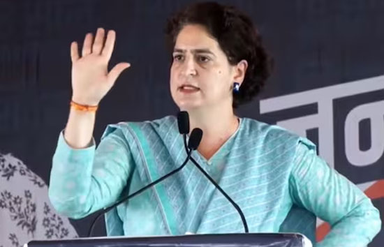 धार में प्रियंका ने साधा बीजेपी सरकार पर निशाना, पूछा-मध्य प्रदेश में ED क्यों नहीं मारती छापा ?
