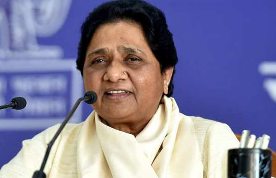 अखिलेश के बयान पर मायावती का तीखा हमला, कहा-जो बसपा से गठबंधन के बाद 5 सीटें जीते थे वो क्या हमे प्रधानमंत्री बनाएंगे?