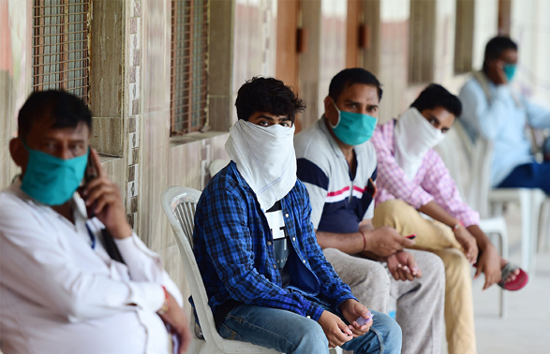 corona update : देश में पिछले 24 घंटे में कोरोना से 83 लोगों की मौत, 1,260 नए केस