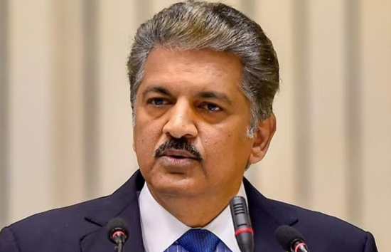 लड़की ने Alexa की मदद से बचाई बहन की जान, आनंद महिंद्रा ने नौकरी का दिया ऑफर