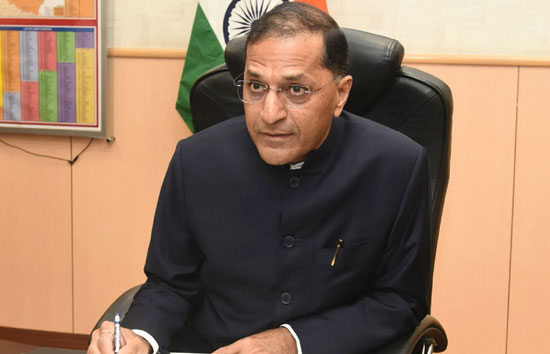 लोकसभा चुनाव से पहले चुनाव आयुक्त अरुण गोयल ने दिया इस्तीफा, राष्ट्रपति ने किया मंजूर