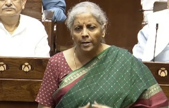 कांग्रेस के कुर्सी बचाने का बजट वाले बयान पर निर्मला सीतारमण ने मल्लिकार्जुन खड़गे को सुनाई खरी-खरी 