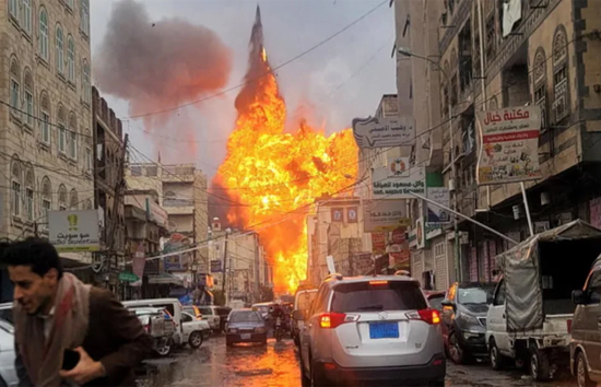 इजरायल का हूती विद्रोहियों पर बड़ा हमला, यमन की राजधानी सना में कई ठिकानों पर दागीं दर्जनों मिसाइलें