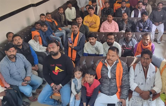 पूर्व विधायक ने सुनी पीएम मोदी के मन की बात