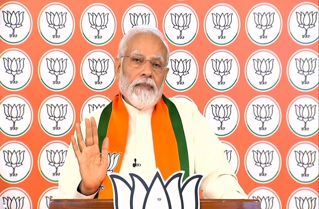 बैरकपुर की जनसभा में पीएम ने भ्रष्टाचार के मुद्दे पर ममता सरकार पर किया करारा प्रहार