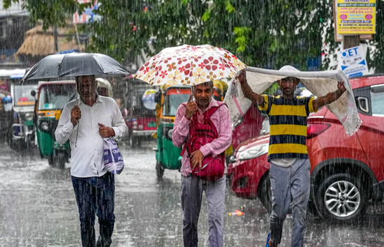कई राज्यों में बारिश का अलर्ट, मध्य प्रदेश और महाराष्ट्र में उम्मीद से ज्यादा बारिश का अनुमान 