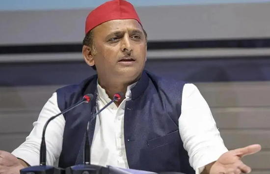 अखिलेश ने बीजेपी पर बोला हमला, कहा-अंग्रेजों की तरह 'डिवाइड एंड रूल' की रणनीति पर कर रही काम