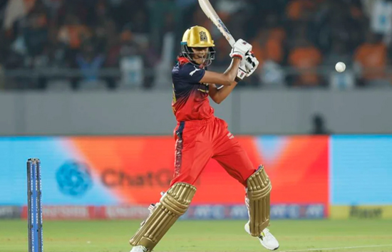 गौतमी नाइक की पारी से सबसे पहले नॉकआउट में पहुंची RCB, दर्ज की लगातार 5वीं जीत 