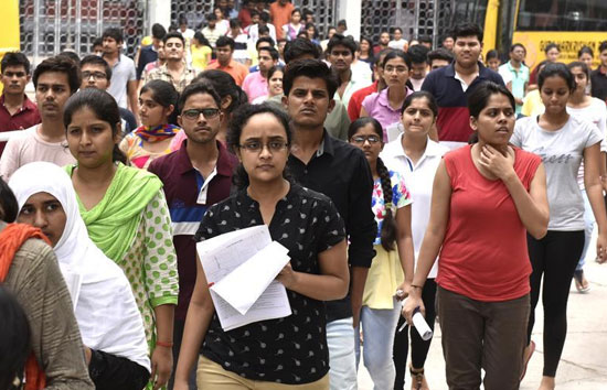 NEET Paper Leak : बिहार से लेकर झारखंड तक ताबड़तोड़ एक्शन, देवघर से पुलिस ने 6 को उठाया 