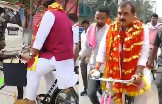 बिहार चुनाव : साइकिल से नामांकन करने पहुंचे मंत्री जीवेश मिश्रा