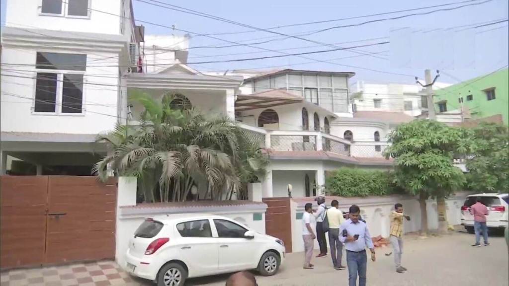 ईडी ने बिहार के पूर्व सीएम लालू यादव के बेटियों के ठिकानों पर डाली रेड 