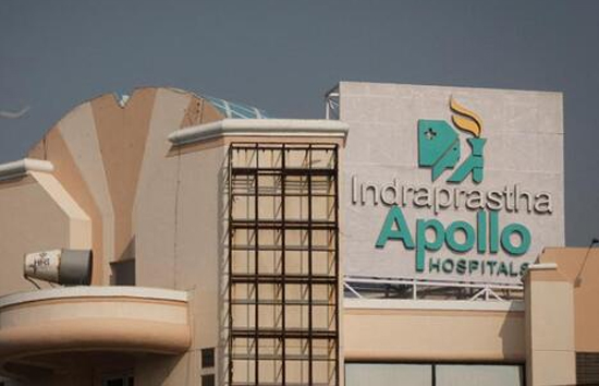 सुप्रीम कोर्ट ने इंद्रप्रस्थ अपोलो अस्पताल को किया टाइट, 1 रुपये में मिली 15 एकड़ जमीन, गरीबों के इलाज करने में कर रहा लापरवाही 
