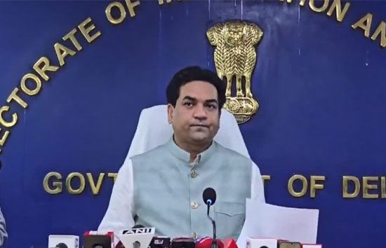 दिल्ली सरकार का बड़ा ऐलान, मजदूरों को मिलेंगे ₹10000, 50 प्रतिशत कर्मचारियों को से काम करने का निर्देश 